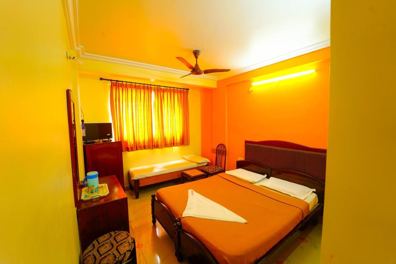 Hotel Amogha Residency Mysore Exterior foto