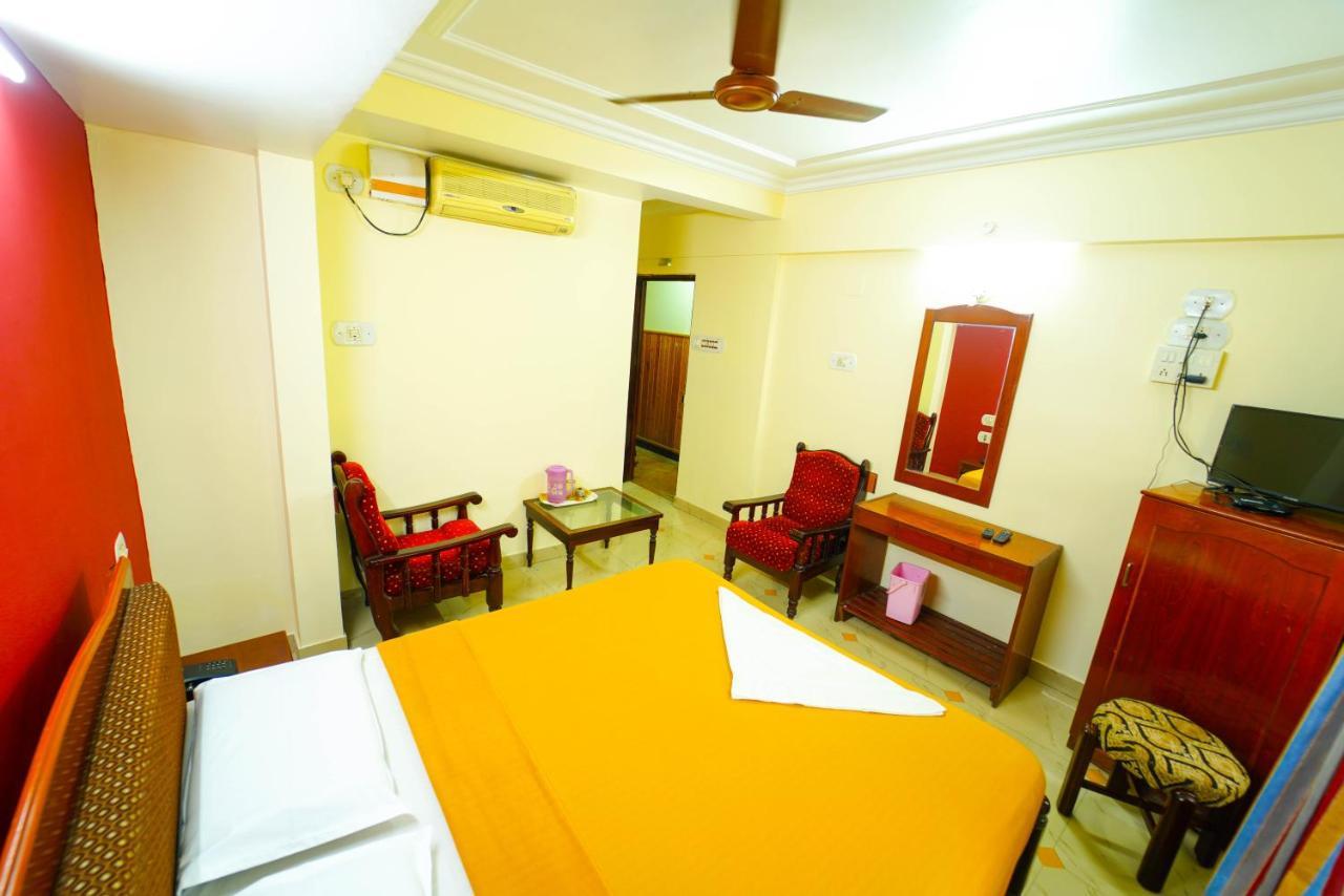 Hotel Amogha Residency Mysore Exterior foto