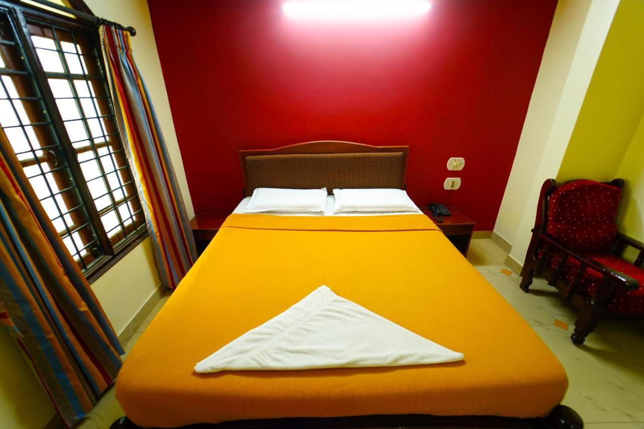 Hotel Amogha Residency Mysore Exterior foto